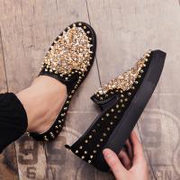 Men Flat Shoes Wild Fashion Sports Rivet Platform