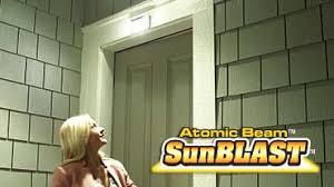 SOLAR POWERED MOTION SENSOR SECURITY LIGHT