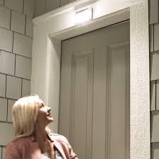 SOLAR POWERED MOTION SENSOR SECURITY LIGHT